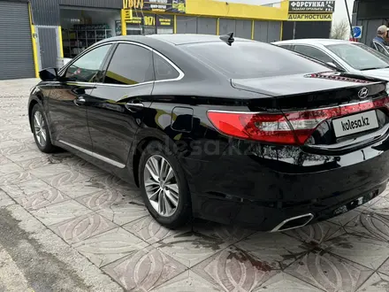 Hyundai Grandeur 2016 года за 8 600 000 тг. в Шымкент – фото 9