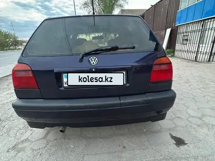 Volkswagen Golf 1997 года за 2 100 000 тг. в Туркестан – фото 2