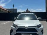 Toyota RAV4 2022 годаүшін13 500 000 тг. в Шымкент