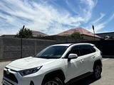 Toyota RAV4 2022 годаүшін13 500 000 тг. в Шымкент – фото 2