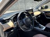 Toyota RAV4 2022 годаүшін13 500 000 тг. в Шымкент – фото 5