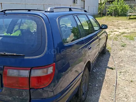 Toyota Carina E 1996 года за 1 350 000 тг. в Алматы – фото 2