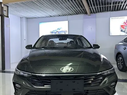 Hyundai Elantra 2024 года за 8 500 000 тг. в Алматы – фото 2