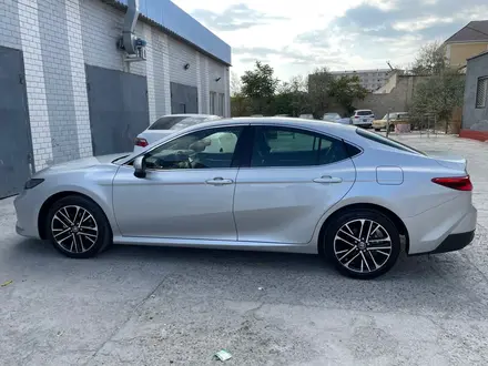 Toyota Camry 2024 года за 22 500 000 тг. в Актау – фото 2