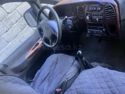 Hyundai Starex 1998 года за 1 700 000 тг. в Шымкент – фото 8