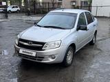 ВАЗ (Lada) Granta 2190 2013 годаfor2 100 000 тг. в Актобе