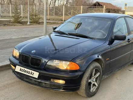 BMW 318 2001 года за 2 650 000 тг. в Астана – фото 2