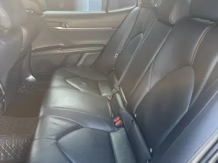 Toyota Camry 2018 года за 12 500 000 тг. в Астана – фото 10