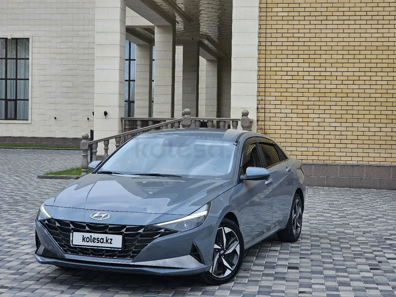 Hyundai Elantra, 2022