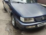 Volkswagen Passat 1995 годаүшін950 000 тг. в Алматы – фото 3