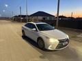 Toyota Camry 2016 года за 8 000 000 тг. в Атырау – фото 3