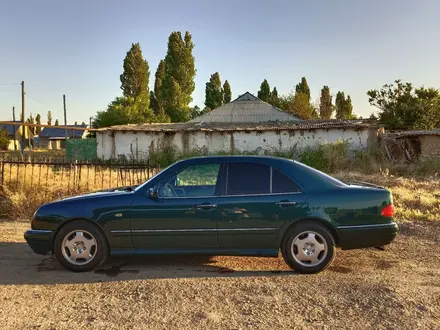 Mercedes-Benz E 320 1997 годаүшін3 600 000 тг. в Тараз