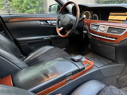 Mercedes-Benz S 550 2007 года за 7 500 000 тг. в Алматы – фото 28