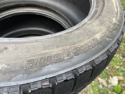 245/45/17 Bridgestone, отличный зимний комплект шин за 80 000 тг. в Алматы – фото 6