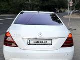 Mercedes-Benz S 500 2005 годаүшін3 700 000 тг. в Алматы – фото 5