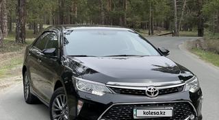 Toyota Camry 2017 года за 14 800 000 тг. в Семей