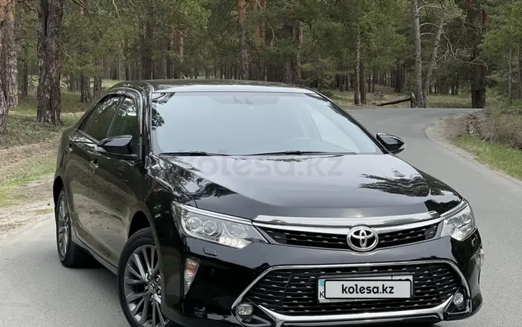 Toyota Camry 2017 года за 14 800 000 тг. в Семей