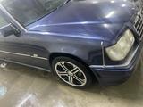 Mercedes-Benz E 280 1994 года за 2 800 000 тг. в Алматы – фото 4