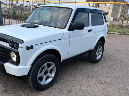 ВАЗ (Lada) Lada 2121 2015 года за 2 400 000 тг. в Каратобе – фото 5