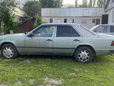 Mercedes-Benz E 230 1987 года за 1 300 000 тг. в Тараз – фото 2