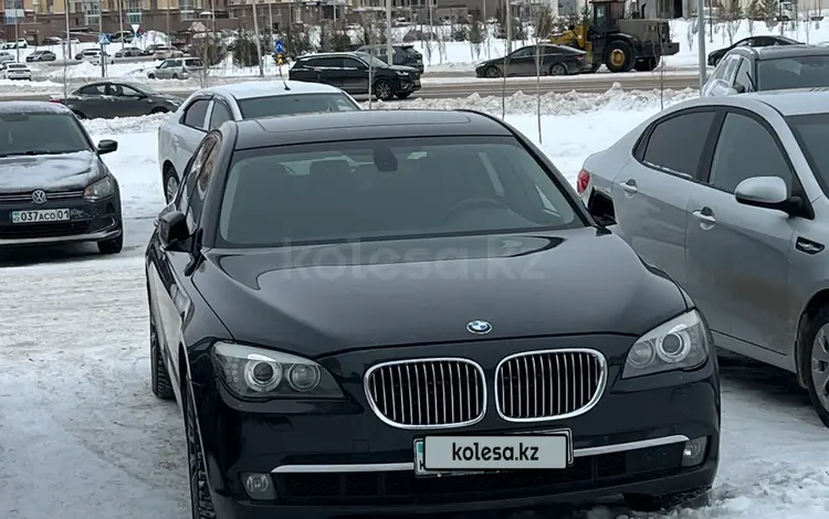 BMW 750 2012 года за 14 000 000 тг. в Астана