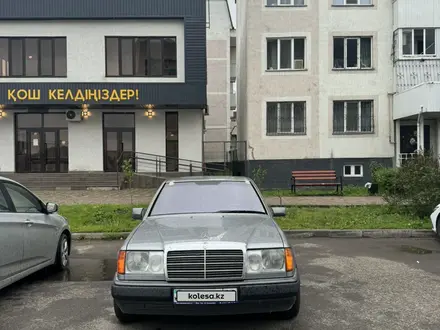 Mercedes-Benz E 300 1991 года за 4 000 000 тг. в Алматы – фото 11