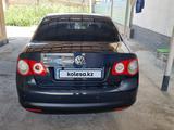 Volkswagen Jetta 2010 годаүшін3 700 000 тг. в Кызылорда – фото 2