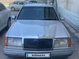 Mercedes-Benz E 200 1991 годаүшін1 100 000 тг. в Жетысай