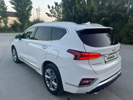 Hyundai Santa Fe 2019 года за 12 500 000 тг. в Шымкент – фото 14