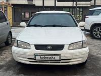 Toyota Camry 2000 годаfor3 200 000 тг. в Алматы