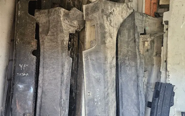 Накладка порога оригиналүшін40 000 тг. в Астана