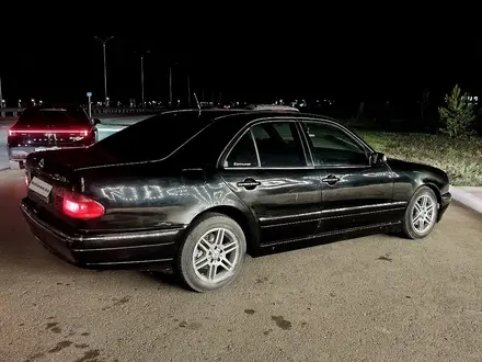 Mercedes-Benz E 220 1999 года за 2 600 000 тг. в Костанай – фото 8