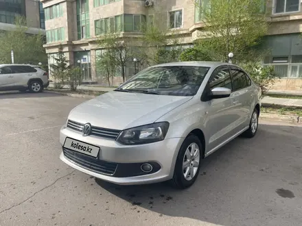 Volkswagen Polo 2013 года за 4 600 000 тг. в Астана – фото 2