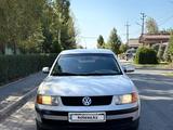 Volkswagen Passat 1998 года за 950 000 тг. в Шымкент – фото 3