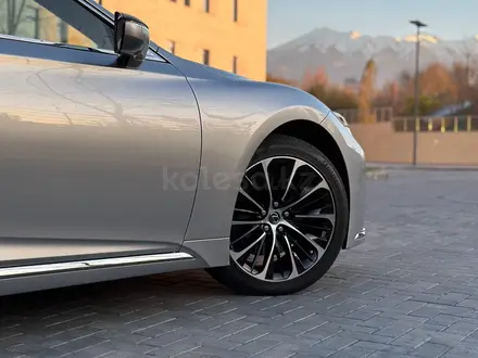Lexus LS 500 2022 года за 52 500 000 тг. в Алматы – фото 13