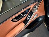 Mercedes-Benz S 580 4MATIC 2025 года за 124 607 200 тг. в Алматы – фото 4