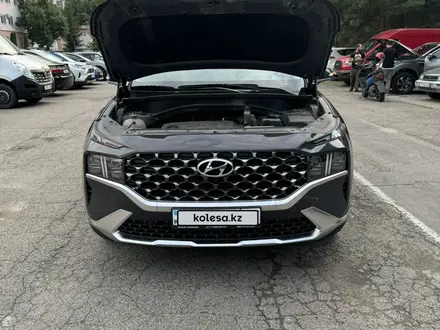 Hyundai Santa Fe 2023 года за 17 000 000 тг. в Алматы – фото 24