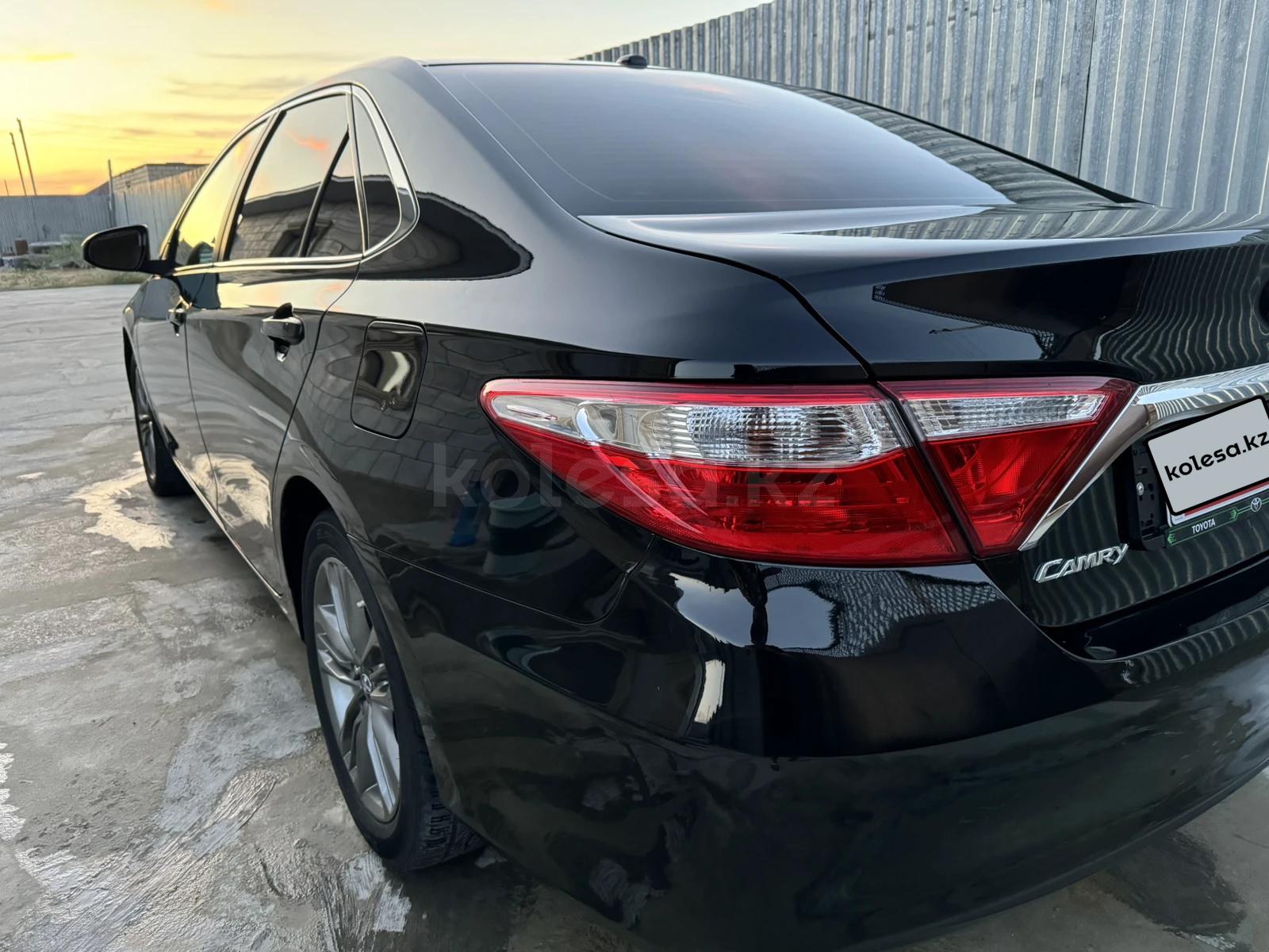 Toyota Camry 2015 г.