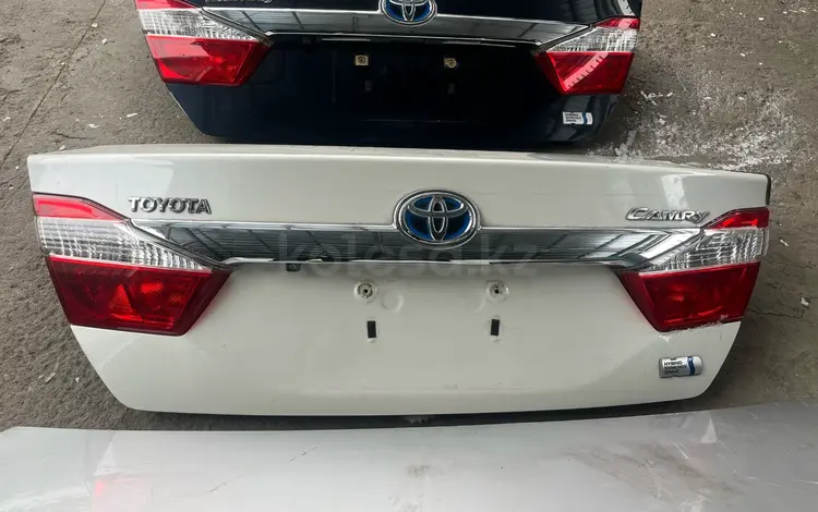 Крышка багажника на Camry 50 за 10 000 тг. в Шымкент