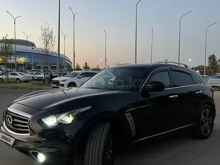 Infiniti FX37 2013 года за 8 000 000 тг. в Алматы – фото 4