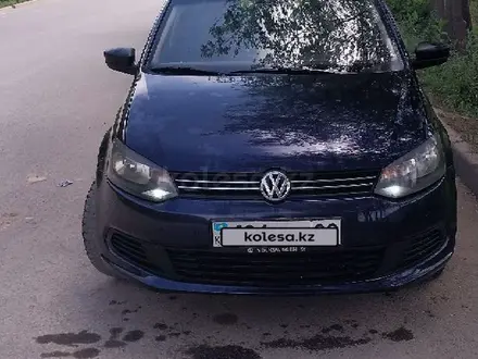 Volkswagen Polo 2014 года за 2 750 000 тг. в Алматы – фото 4