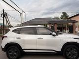 Kia Seltos 2023 годаүшін8 500 000 тг. в Алматы – фото 5