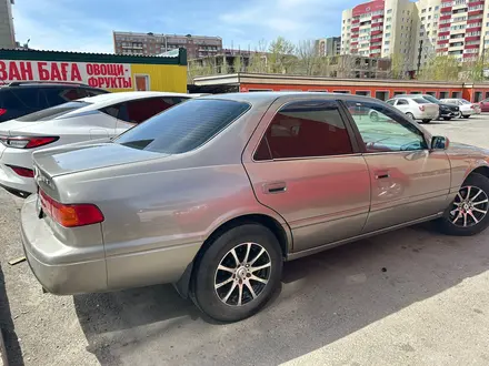 Toyota Camry 2001 года за 3 800 000 тг. в Усть-Каменогорск – фото 4