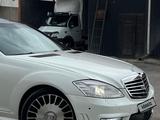 Mercedes-Benz S 500 2006 года за 6 150 000 тг. в Шымкент