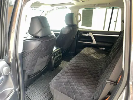 Toyota Land Cruiser 2019 года за 33 000 000 тг. в Актобе – фото 10
