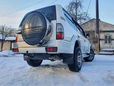 Toyota Land Cruiser Prado 2001 года за 7 300 000 тг. в Алматы – фото 4