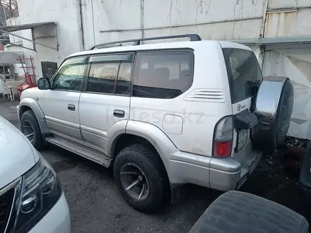 Toyota Land Cruiser Prado 2001 года за 7 300 000 тг. в Алматы – фото 9