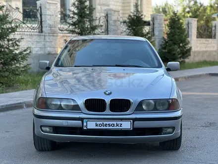 BMW 525 1997 года за 3 250 000 тг. в Астана – фото 2