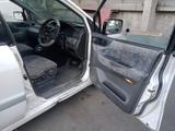 Mitsubishi Chariot 1999 годаfor700 000 тг. в Алматы – фото 3