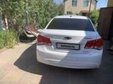Chevrolet Cruze 2013 года за 3 650 000 тг. в Актобе – фото 4